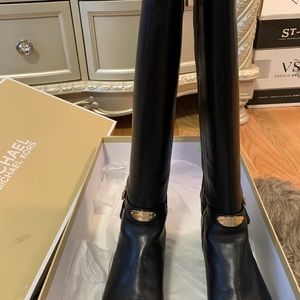 Michael kros boot